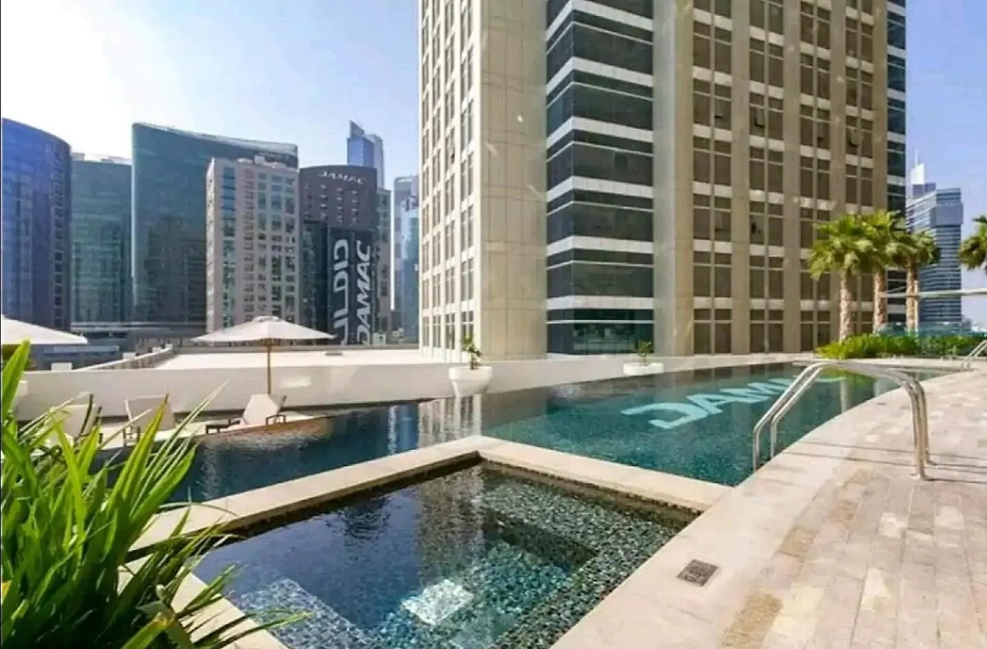 Downtown Escape By The Canal Apartment Dubai