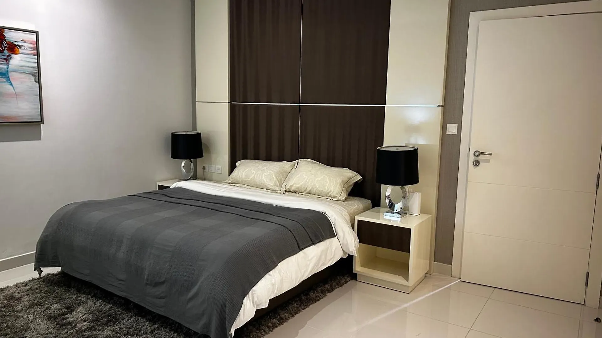 Downtown Escape By The Canal Apartment Dubai United Arab Emirates