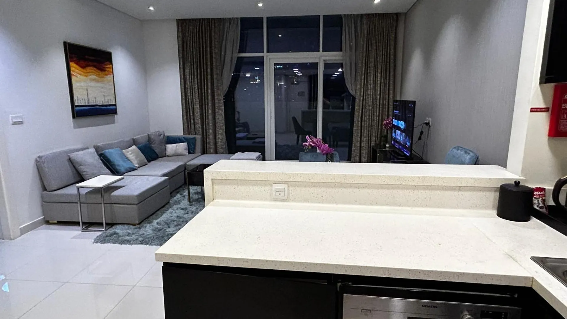 Downtown Escape By The Canal Apartment Dubai United Arab Emirates