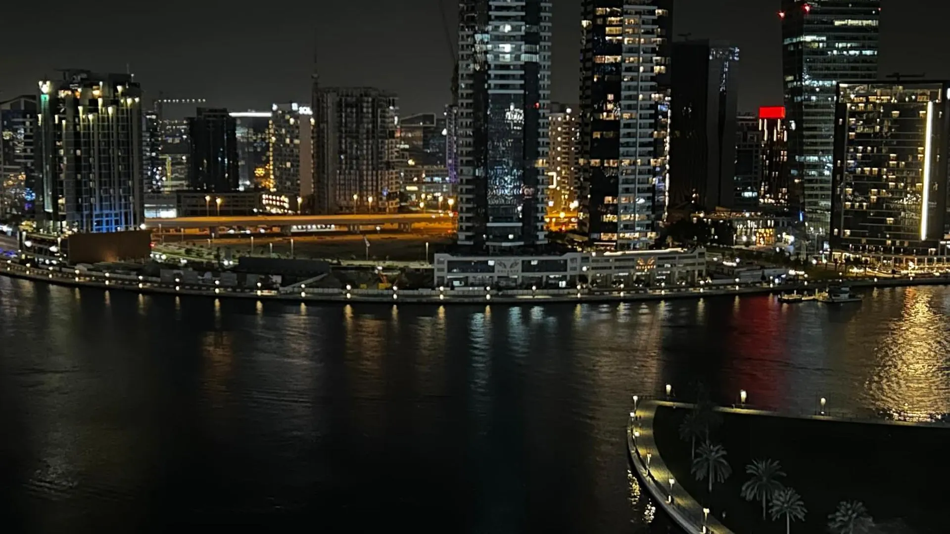 Downtown Escape By The Canal Apartment Dubai United Arab Emirates